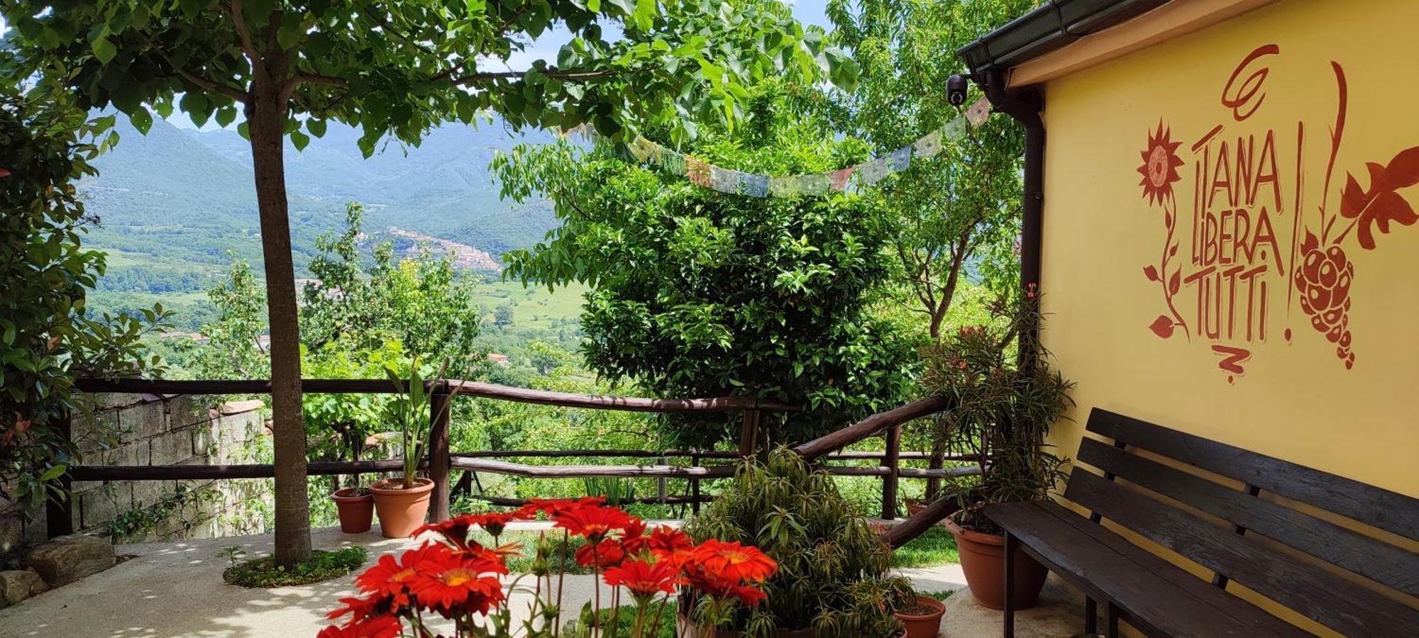 Tana Libera Tutti 2 Nature, Yourself, Love Viggianello Exterior foto